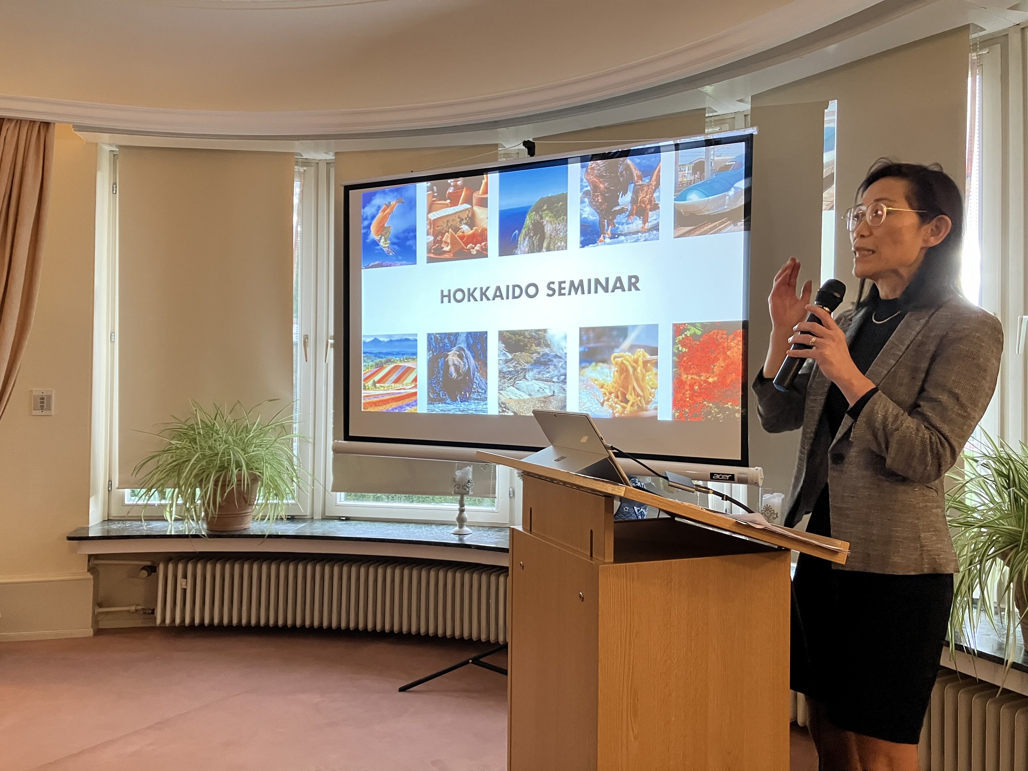 Hokkaido Seminar held at the Consul General in Frankfurt thumbnail