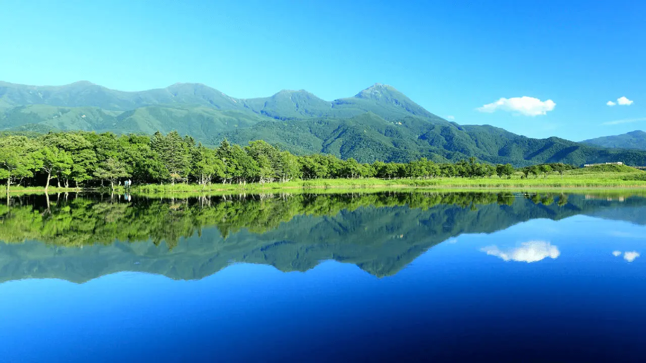 Shiretoko Goko Lakes: The Top Sightseeing Spot in Shiretoko National Park