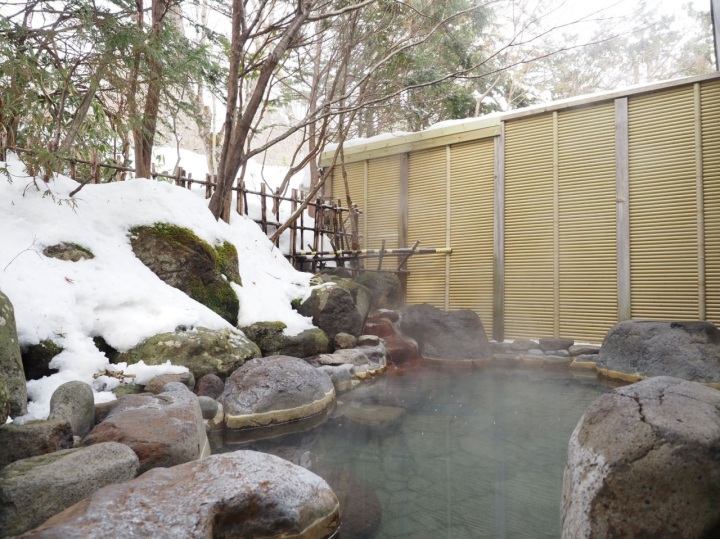 登別カルルス温泉を拠点に周辺観光を楽しむ、北海道ならではの…