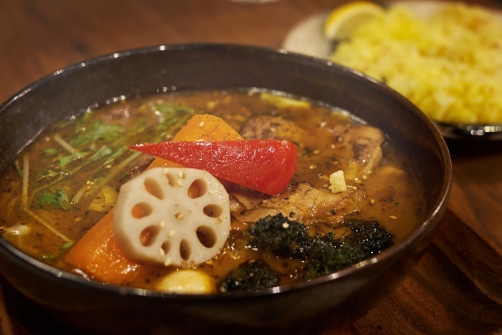 【汤咖喱】Rojiura Curry SAMURAI . 札幌站APIA店