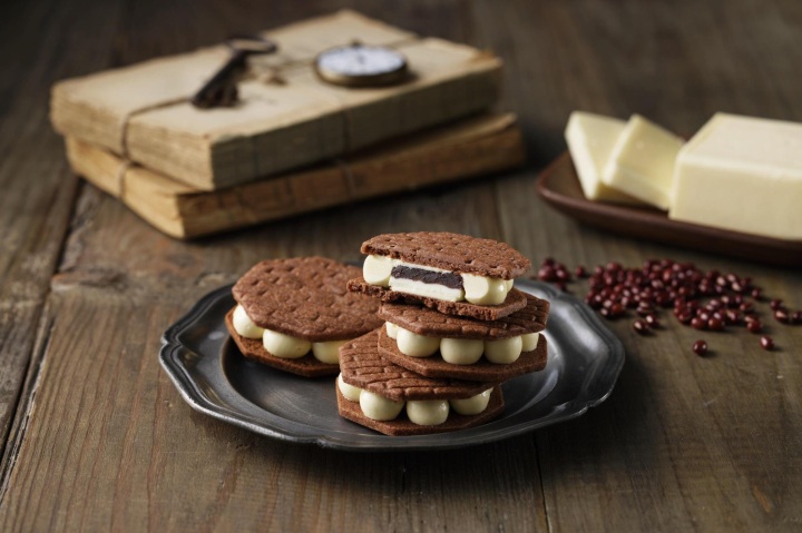 白色恋人 Akarenga sweets labo