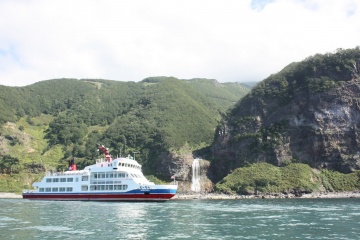 Shiretoko Sightseeing Cruise