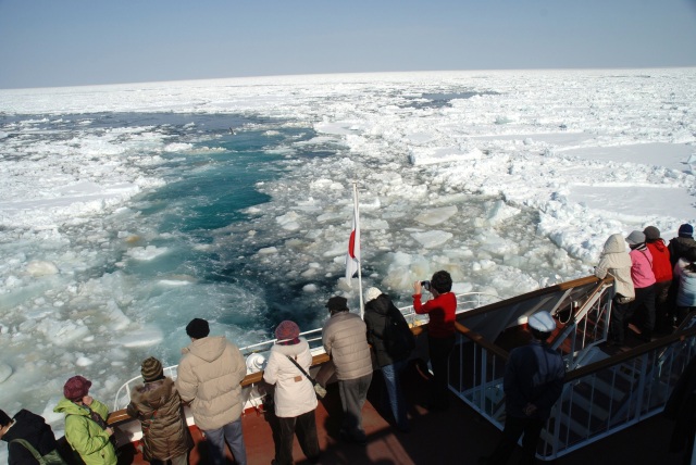 Abashiri Drift Ice Sightseeing & Icebreaker Ship